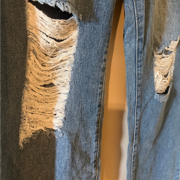 SHEIN Blue Flare Distressed Jeans - Picture 4 of 4